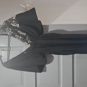 Elegant Black Floral Lace Top. La Perla. Made In Italy